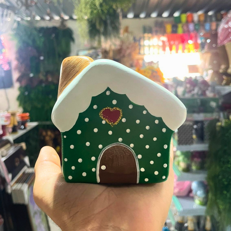 Casa de Natal 10x7 cm – Decoração Natalina Charmosa