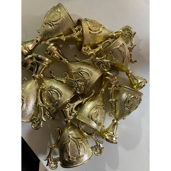 Kit 10 Troféus De Plástico Lembrancinha e Decoração De Festa Tema Futebol 9cm Cada